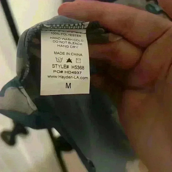 Hayden size L Flowy Sheer Cold Shoulder top w Adjustable Straps floral - Picture 9 of 9